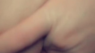 Wet pussy play 