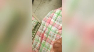 Gemidos latino caliente me ordeño toda la leche