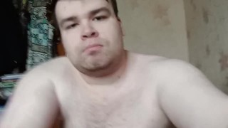 Артем сам себе дрочит ногами кончает на ступни лижет ноги self suck autofellatio self footjob