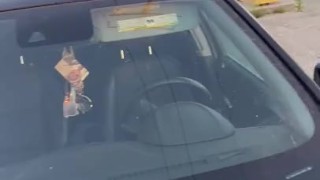 2 guys pissing in public