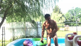 SOME KINKY SWIMMING POOL FUN