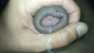 Letting precumming ´morning wood´ leak out cum and showing foreskin close up