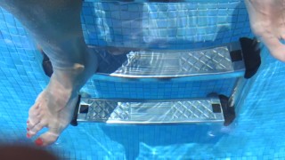 Astrid’s Hot Holiday. Part 1