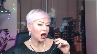 Asshole closeup of mature girl! Hot milf anal dildo ridding! ))