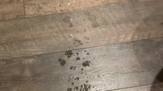 COCK EXPLODES HUGE CUMLOAD IN HOTEL BATHROOM 