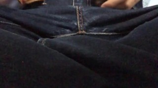 着衣オナニー 粘つくスライム状ザーメンを大量放出！