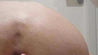 Plug anal in toilet at work