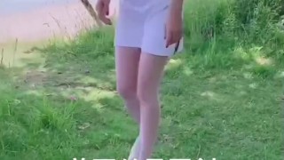 漂亮的白旗袍