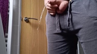 Big lads big cock, desperate piss.