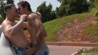 Sweaty Michael Boston Does A Split On Carter's Dick - NextDoorBuddies