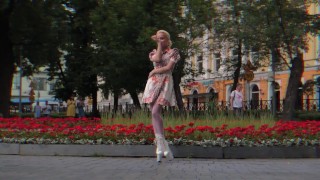 my walk around the city! - Lara Frost