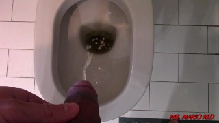 Piss in slow motion