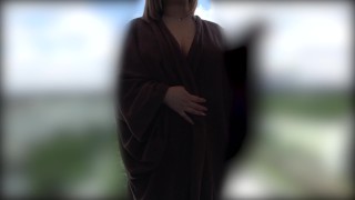 04 外から丸見えのベランダでばれないように限界露出オナニー
