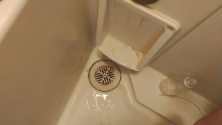 Pissing to the drain!!