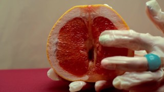 A sexy fruit that will help you relax