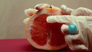 A sexy fruit that will help you relax
