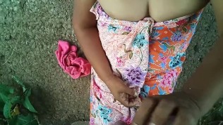 Thailänder BigTits cum on chest