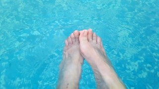 My sexy wet feet!! Enjoy it!!