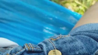 Mi Novia COLOMBIANA Deja Ver Su Ropa Interior En La Calle!! Despues De Mucho Tiempo Queremos Follar