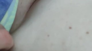 Sexy girl drives without panty-verified
