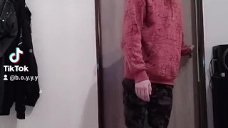 NAKED BOY ON TIKTOK 😱 