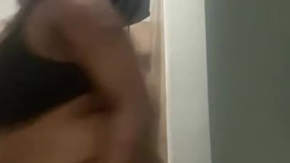 watch it jiggle