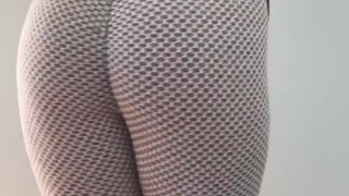 Tiktok Leggings try on teaser from blonde milf 