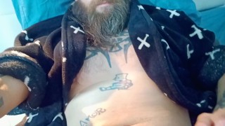 Shaved hole investigation, strip tease and playing with my nipples for you.. 