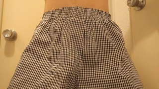 Play Pornhub's theme song by whipping my dick!