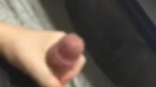 最近セックスばっかりだけど合間にオナニーした～ティッシュ間に合わなくて服に出したw