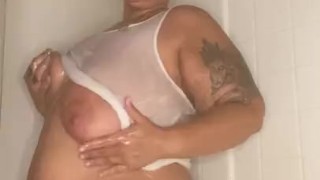 Baldheaded Ebony Having Shower Fun