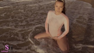 Melisa Mendini Sexy on the Beach