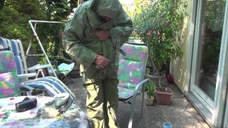 gefangen im Hazmatsuit