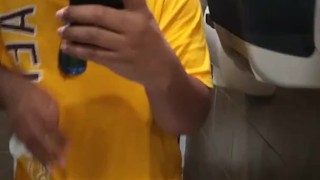 MCGOKU305 FREESTYING WHILE GETTING A BLOWJOB AND DEEPTHROAT