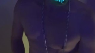 Eshay wanking in Nike Tns - full vid OF /eshaylads