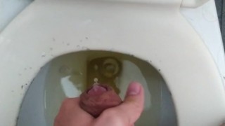 I pee in the bathroom and I cum 