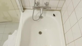 Huge cumshot in bathtub