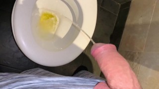 Desperate Pee 🇬🇧🇬🇧 Big Cock ! Public toilet