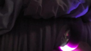 Chubby girl cumming 