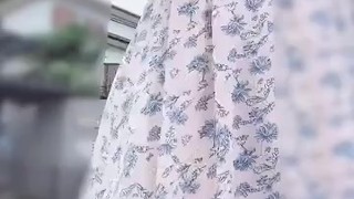 【野外露出オナニー公開】住宅街でおまんこ丸出しオナニーして通行人に興奮する変態OL