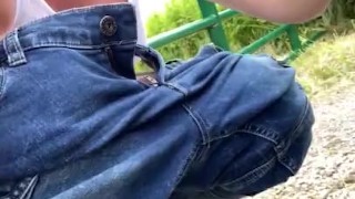 Roadside Pee