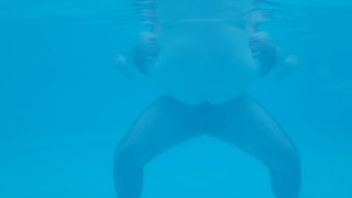 Sexy BBW wife gets creampied in pool