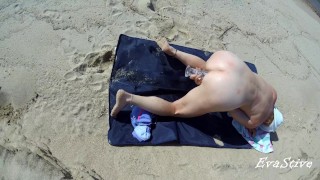 Fished a big dildo in the sea and cum with a squirt
