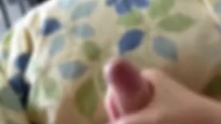 自分勝手にやれるオナニー最高♪　めっちゃ気持ち良くて声出てる！