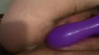 Milf using vibrator on wet hairy pussy