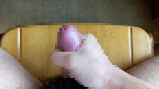 家族が近くにいるのに自撮りオナニーがやめられないド変態童貞～オナニー中毒～