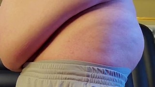 Fat Uncut Chub Edges and Plays Until He Cums
