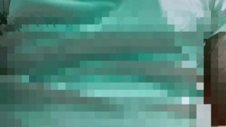 【変態露出狂】レジャー施設内でこっそり貫通おなほでぬちゃぬちゃオナニーする変態仮面～オナニー中毒～