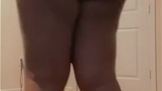 Making this ass clap for daddy! 