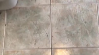 Quick bate with a hard cumshot 